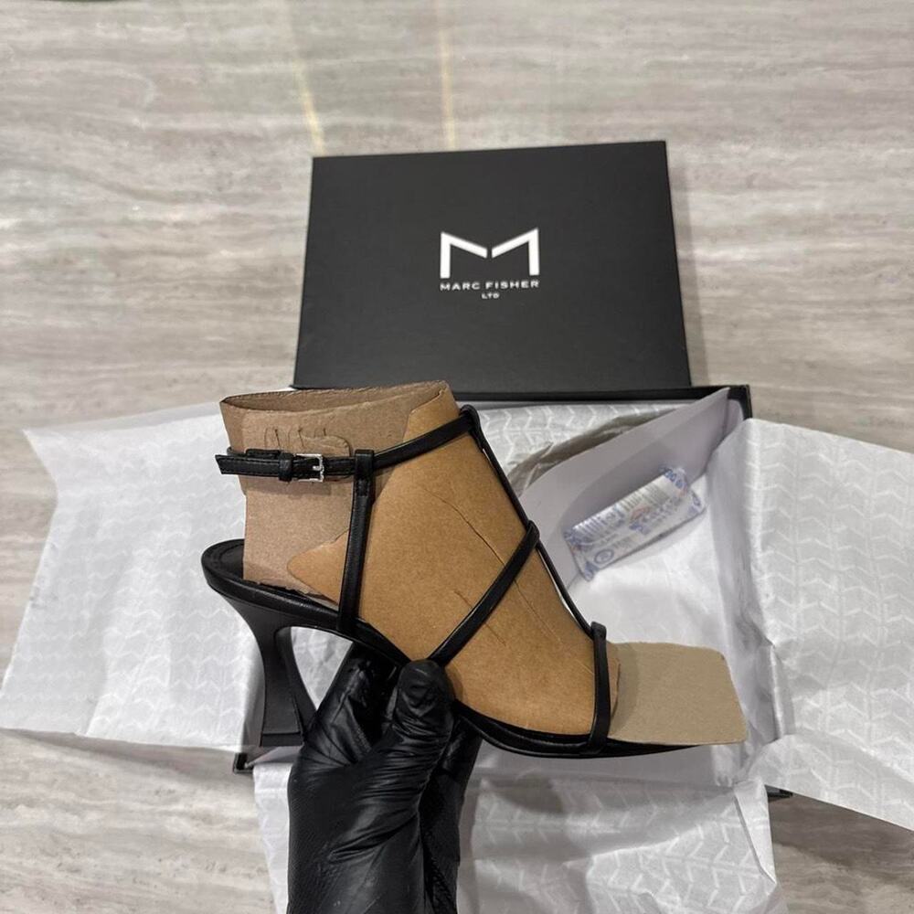 Marc fisher dennie strappy leather